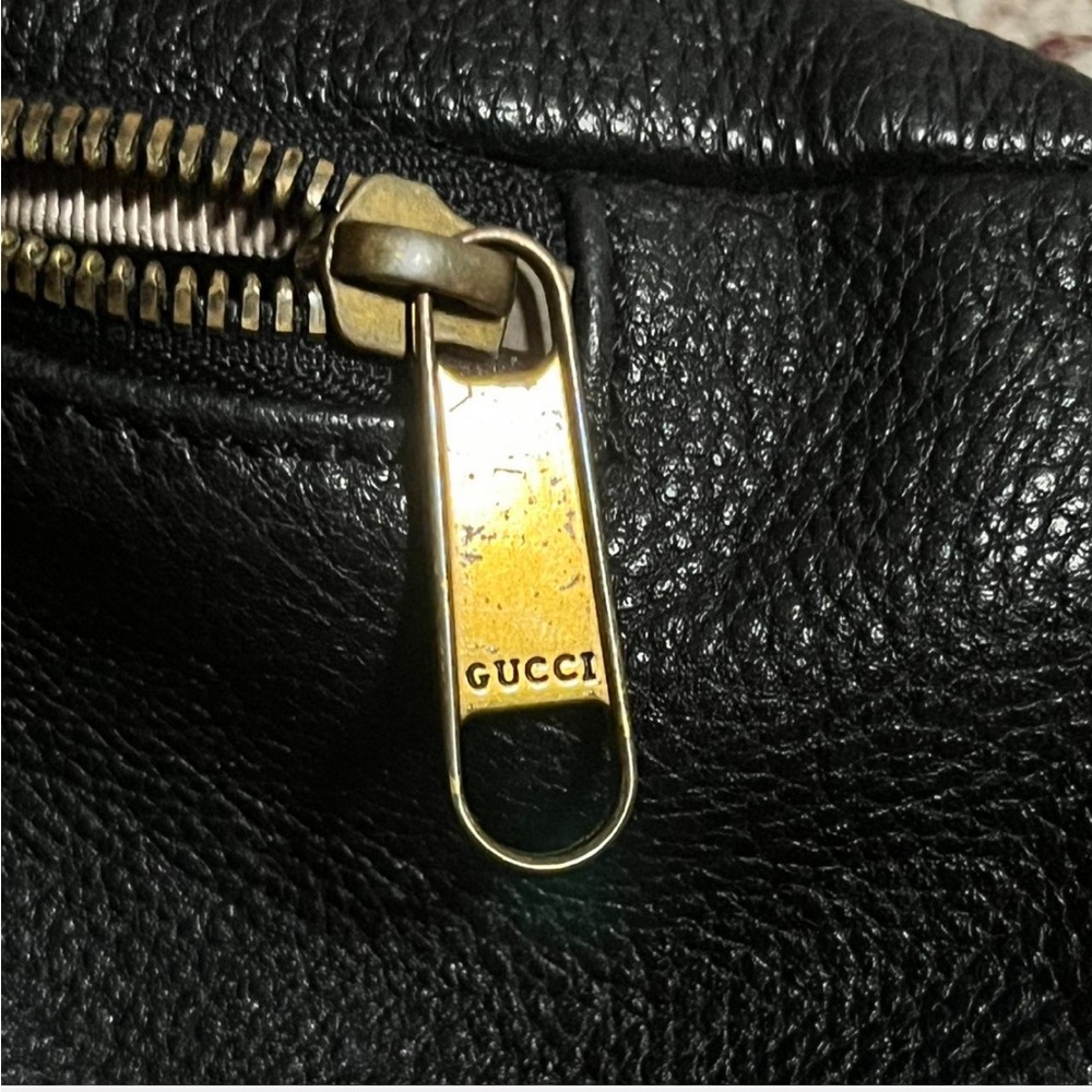 Gucci Leather Crossbody Bag - Picture 6 of 8